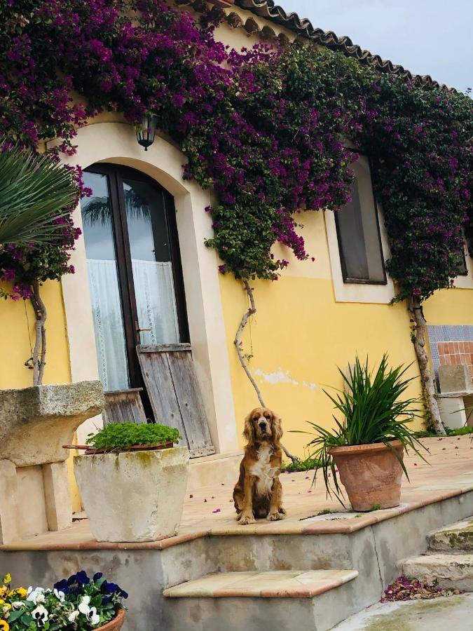 Casale Rocca Fiorita Bed and Breakfast Acate Exterior foto