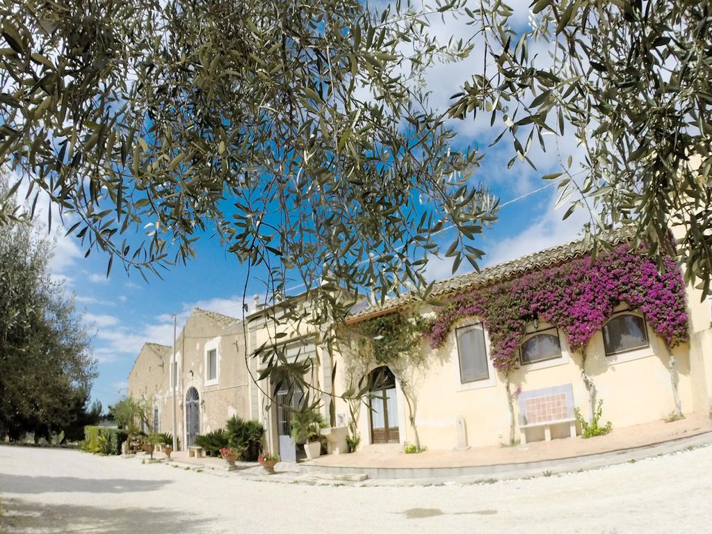 Casale Rocca Fiorita Bed and Breakfast Acate Exterior foto
