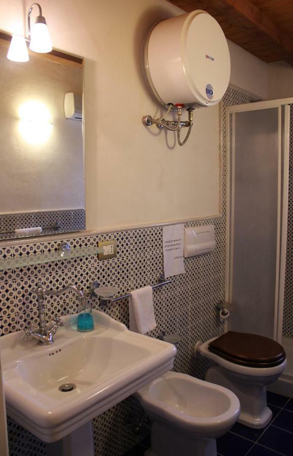 Casale Rocca Fiorita Bed and Breakfast Acate Exterior foto